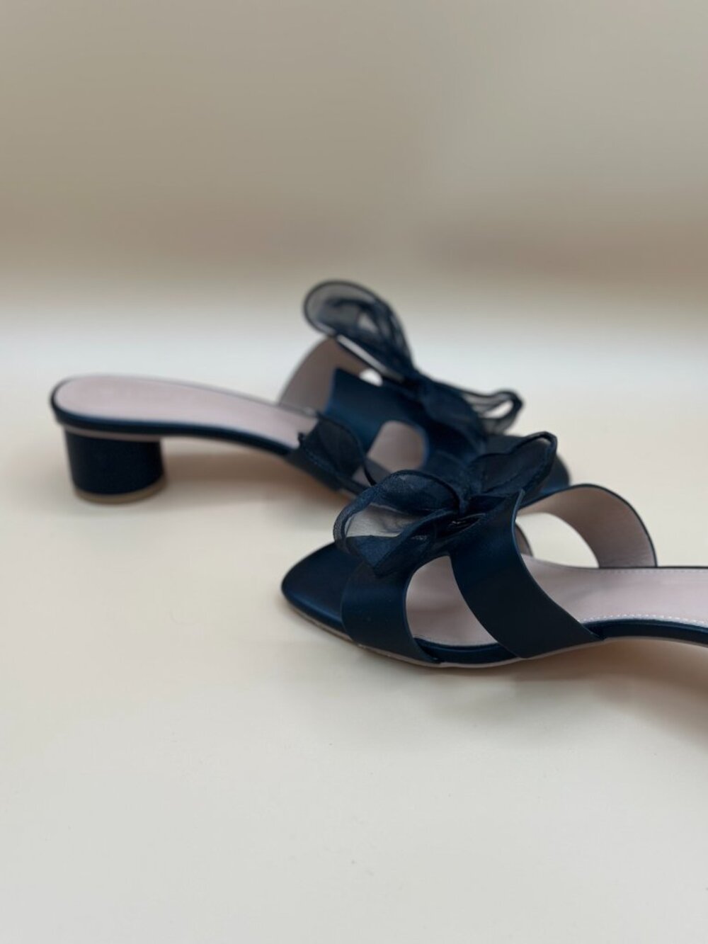 Coutgo Black Organza Bow Heeled Slide Sandals Women’s Size 8.5 Square Toe Mule H - Picture 3 of 6